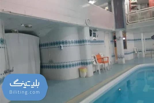 استخر دلفین سفید با ۱۰٪ تخفیف