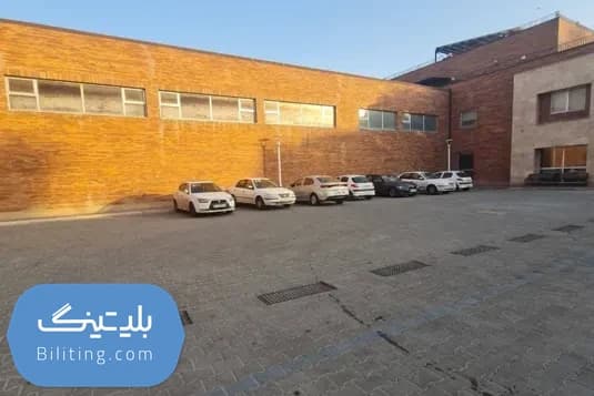 استخر یاس زعفرانیه، دهکده نشاط