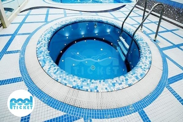 استخر و باشگاه بدنسازی پارک تندرستی (شعبه پیروزی) مشهد