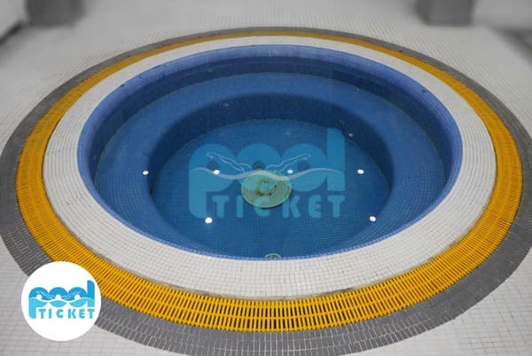 استخر برنا محمد شهر کرج